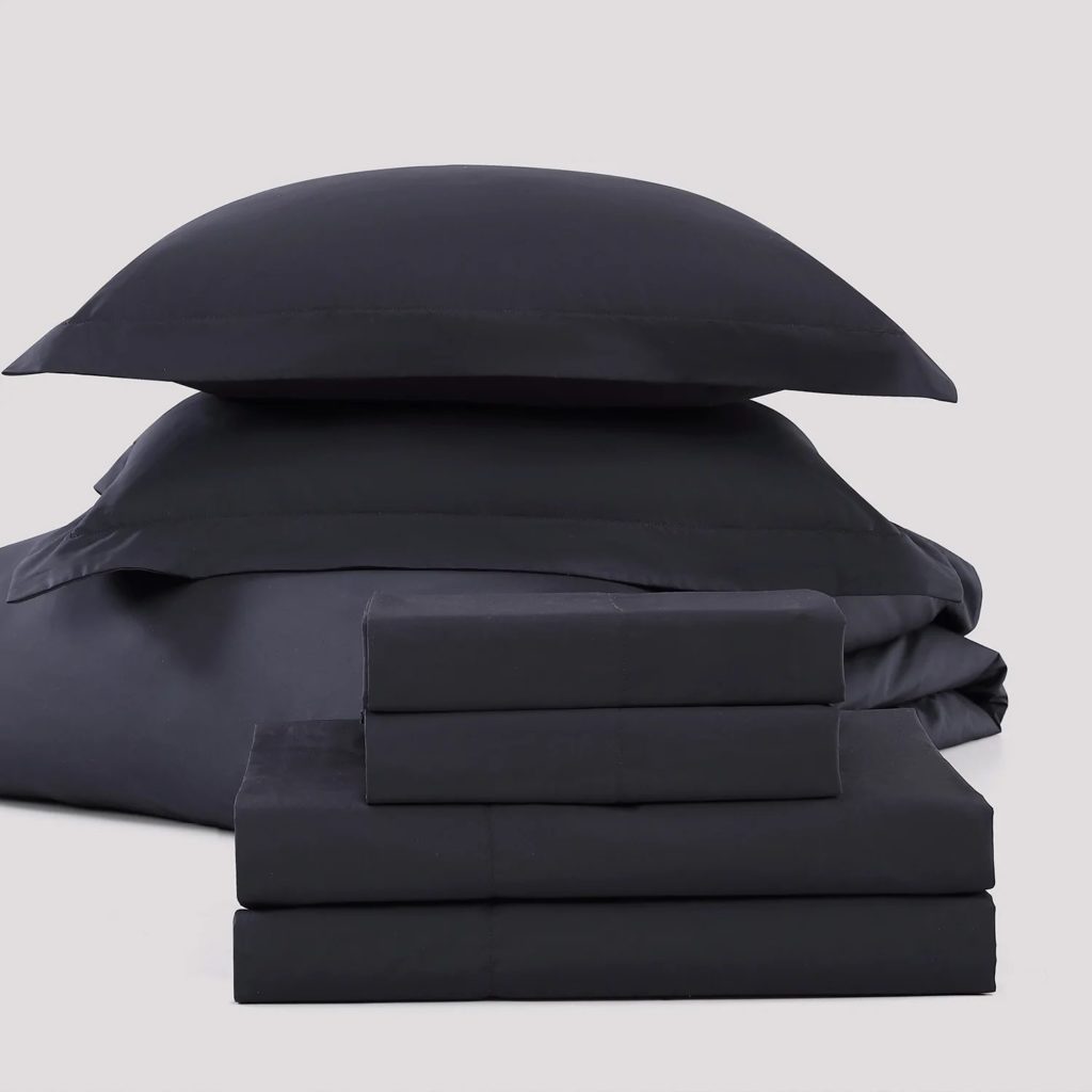 product image of the Pure Parima Ultra Percale Sheet Set in the color black