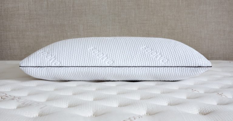 product image of the Saatva Memory Foam Pillow